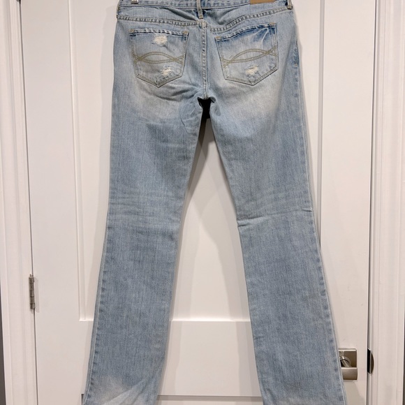 Abercrombie Kids girl’s jeans, distressed, light wash - Picture 4 of 8